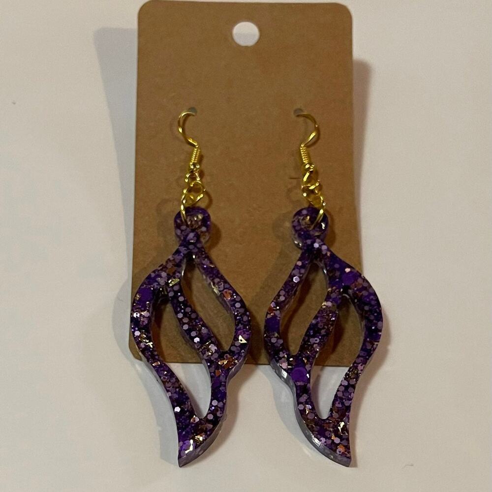 Handmade epoxy resin swirl dangle‎ earrings - super cute purple and gold glitter